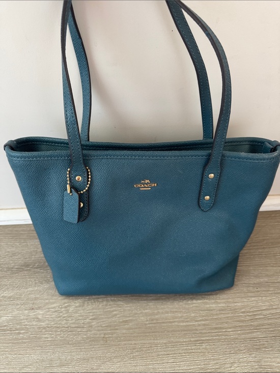 Coach Handbags - COACH Teal Grain Leather Tote with Gold Hardware